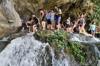 Hang Phượng Hoàng thuộc kiểu hang khô